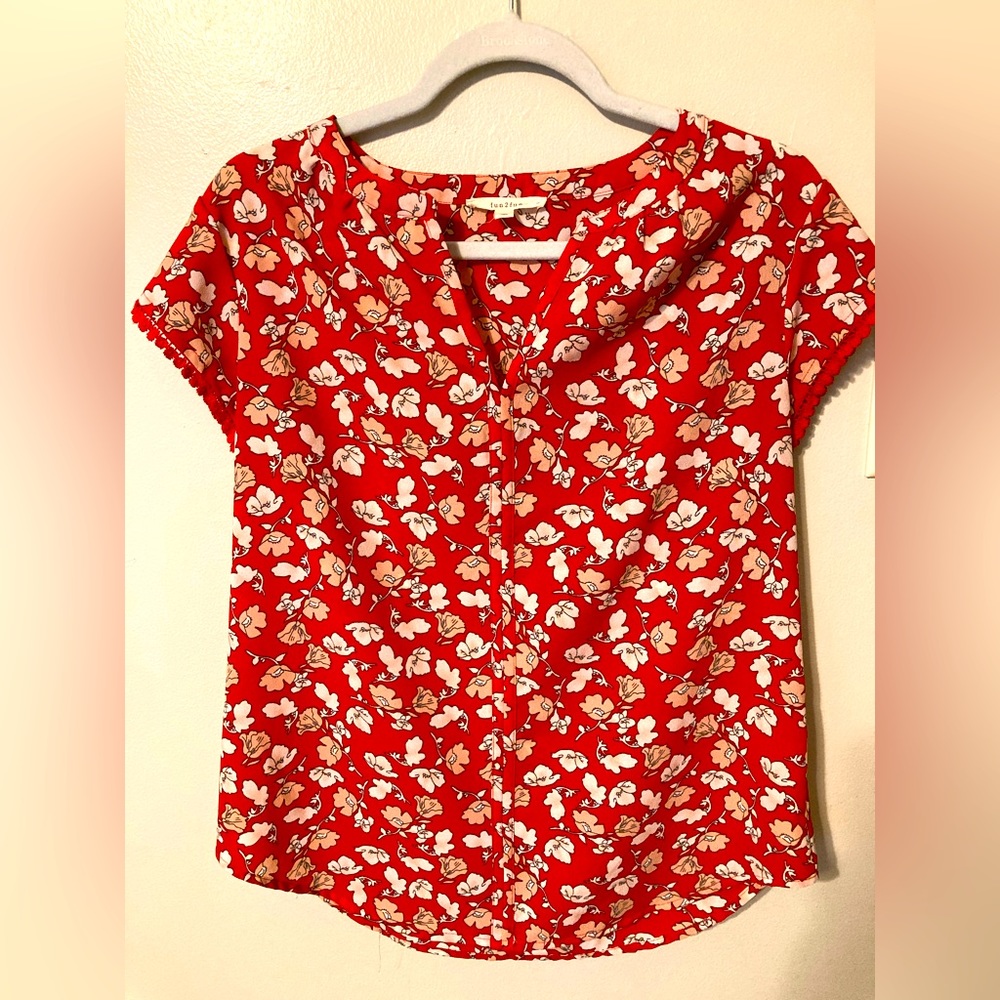 Zahari Split Neck Blouse